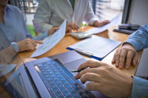 lender definition types factors and differences