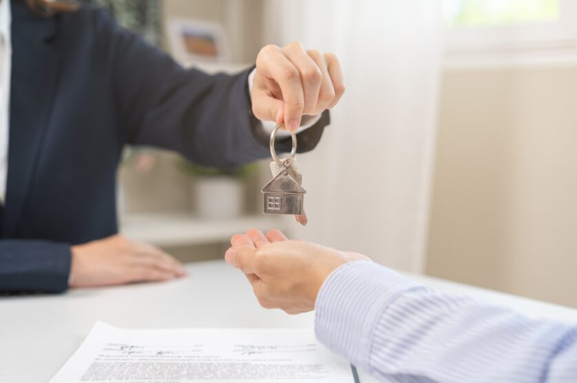 Multi‑State Property Closings: A Title Insurance Checklist